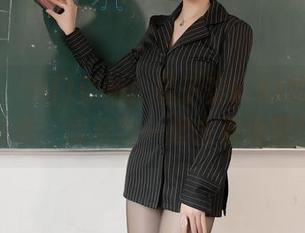 秀人网 – 热门更新！星子柒kiki的美脚作品集，跟着我一起去发现吧！