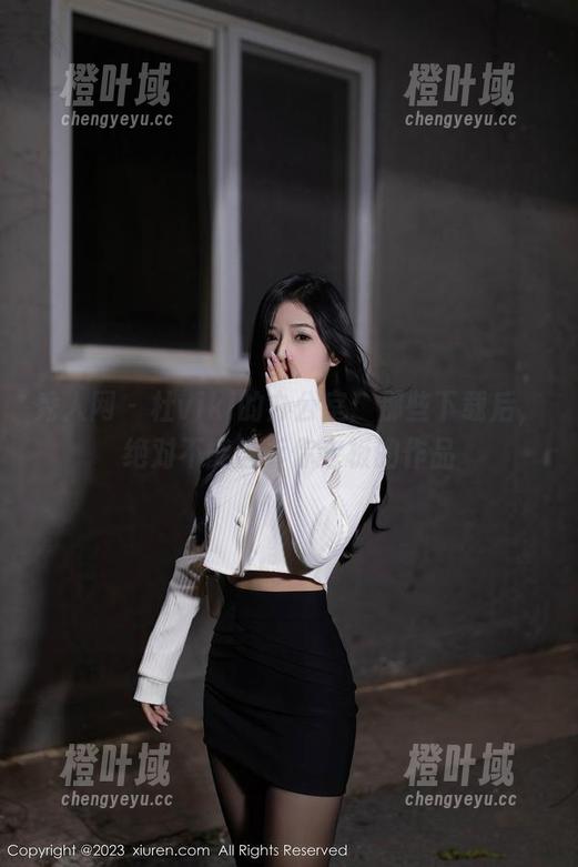 秀人网-杜viki 秀人网 - 杜viki的办公室:那些下载后,绝对不能告诉你老板的作品