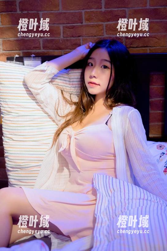 穆零Mu0 自由鸢尾轻巡洋舰-圣女贞德:穆零Mu0的作品集,更新中,准备好你的眼睛吧!