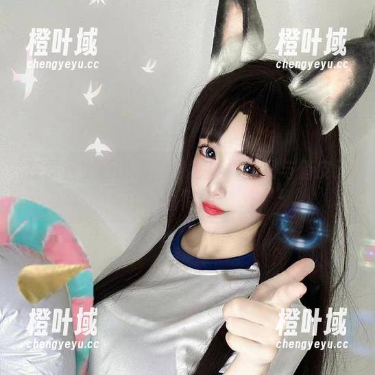 在章鱼小童谣的影像世界，套图与俏皮无缝衔接