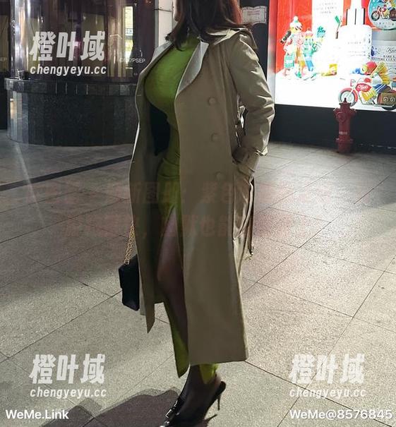 紫色哒豚豚 微密圈 - 最新图册:紫色哒豚豚运动,双脚跑得快,幽默也能随时跟上!