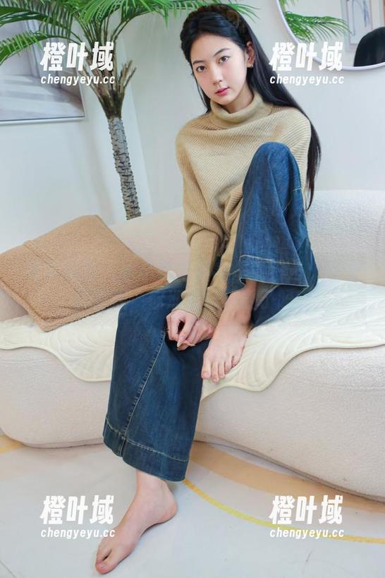 绮梦摄影 - 水手服写真集里的小艺：可爱又犯规，你准备好承受了吗？