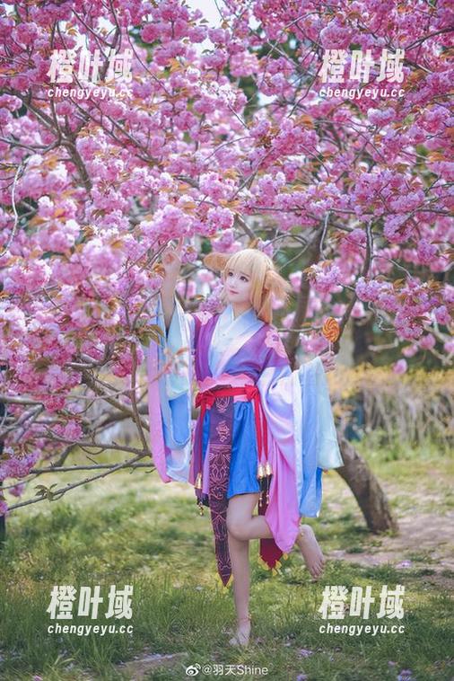 羽天shine的写真油亮到炸裂，资源珍贵得要分享给每一个人！