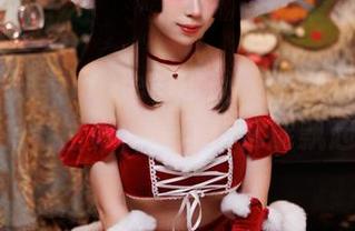 胡桃猫Kurumineko的“连体衣”梦：私拍里有个世界，美图仿佛能飘起来！