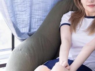 袜啵啵 – 小奶熊的私房写真，厚得让人眼花缭乱的肉丝绚丽登场！