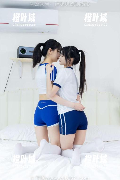 袜啵啵-小甜豆 袜啵啵 - 2024元旦如何快乐?小甜豆在线写真来告诉你,花絮比故事更精彩