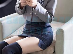 语画界 – 魅惑的黑丝，无底洞般的Dreamy小乔写真分享