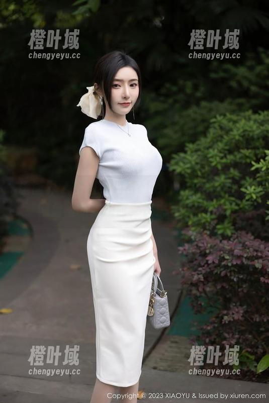 语画界 - 踏进绯月樱cherry的棉袜世界：网盘里的好东西，快来下载不迷路！