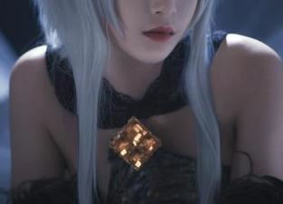 私房写真，拍出铁板烧鬼舞w的日常万种风情！