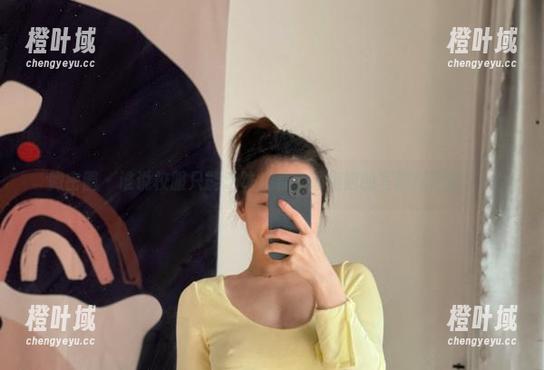 微密圈 - 谁说校服只能乏味？看铁锤姐姐的写真就知道了！