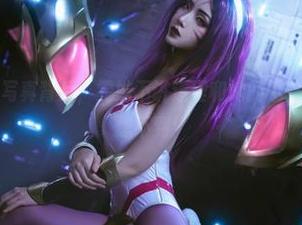 恶魔大凤定制写真背后，雯妹不讲道理和她的小秘密——你绝对想不到！