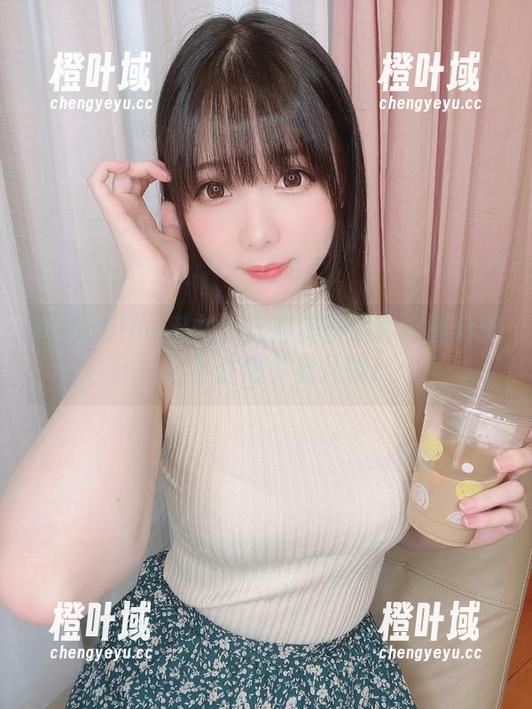 霜月shimo 霜月shimo私拍:这些美图堪称透明幻想,忍不住想多看几眼!