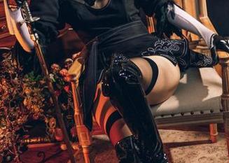 鹿八岁baby带你看，黑暗护士的写真，直击内心的神秘疗愈