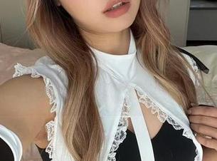 微密圈 – 黑饱宝妹妹：最新写真合集，跟随她的光影畅游梦境。